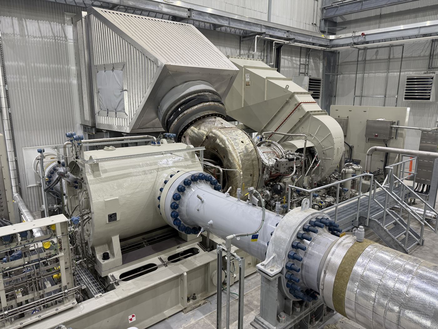 Solar turbine compressor unit